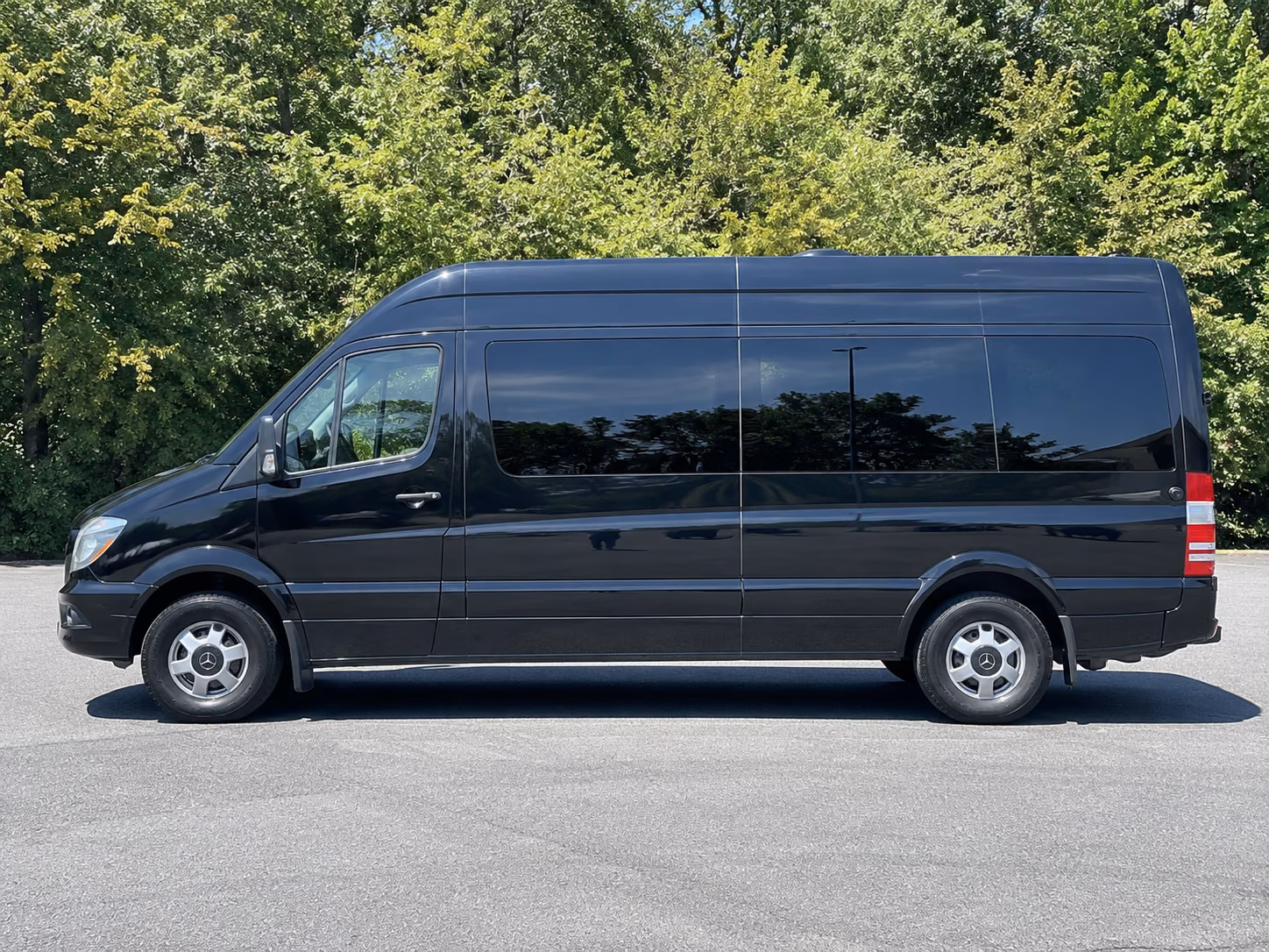 sugar land 12 passenger sprinter van
