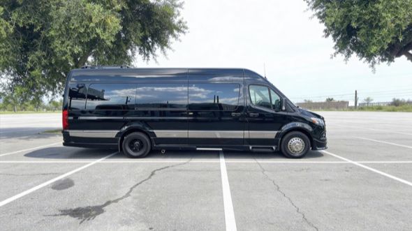 sprinter limousine sugar land
